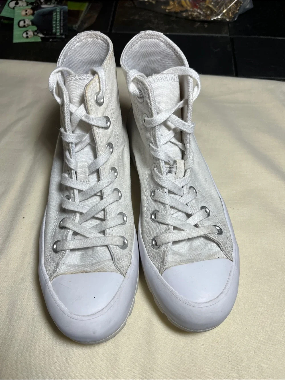 Converse All Star Chuck Taylor White High-Top Canvas Sneakers with Lug Sole